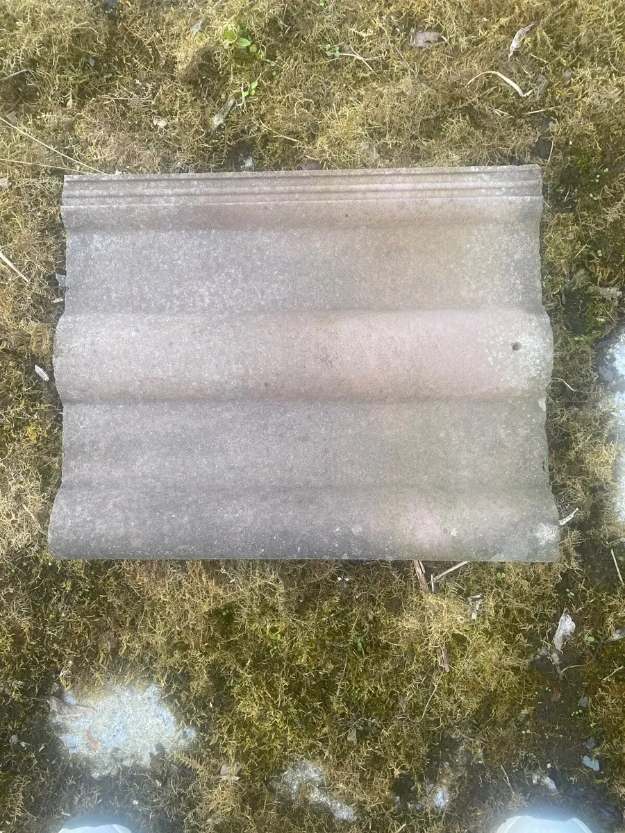 Redland Tiles For Sale - Image 4