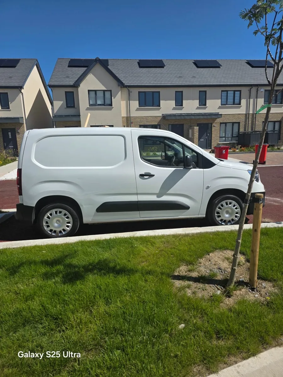 Opel Combo 2022 - Image 3