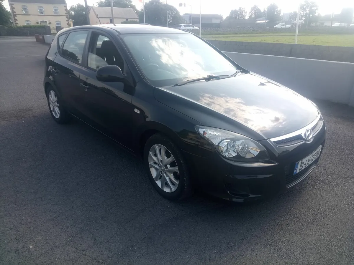 AUTOMATIC , Hyundai i30 - Image 1