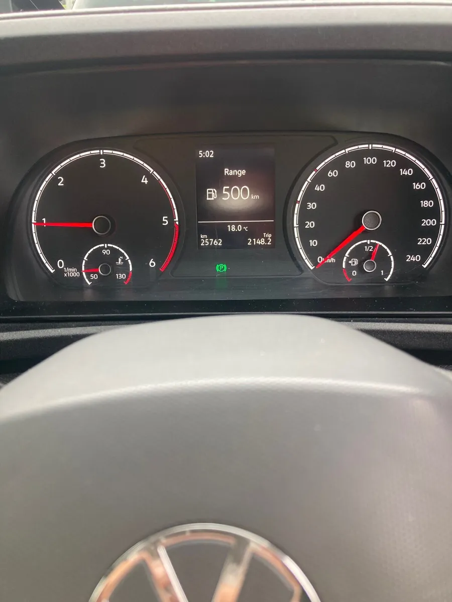 Volkswagen Caddy 2023 - Image 2