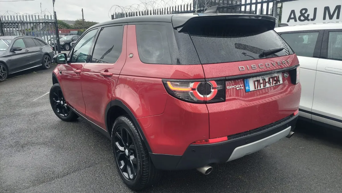 17 Land Rover Discovery Sport HSE Auto - Image 3