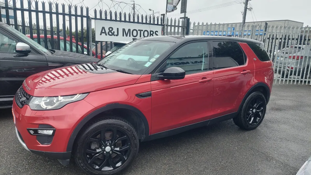 17 Land Rover Discovery Sport HSE Auto - Image 2