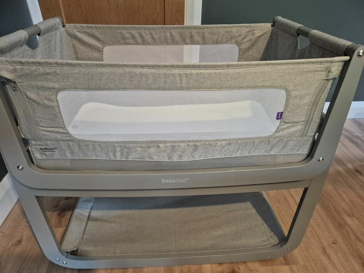 Snuzpod 4 co sleeper - Image 1