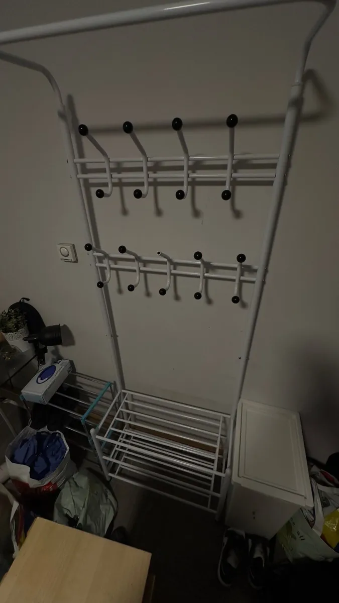 hangers - Image 2