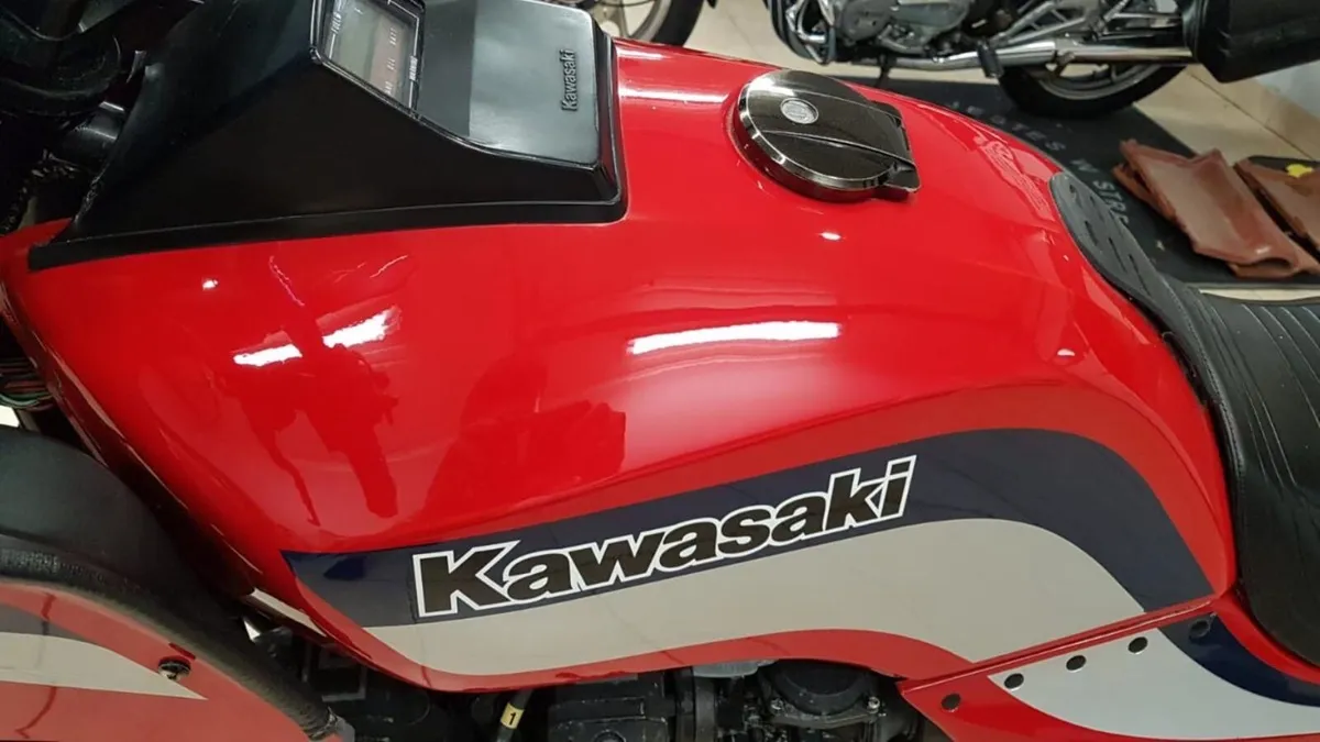 Kawasaki gpz750 ut  - Mint - Image 3