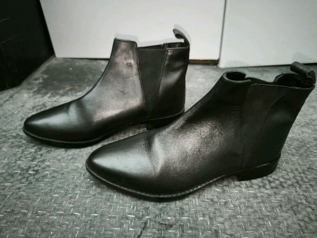 Shoes - Image 2