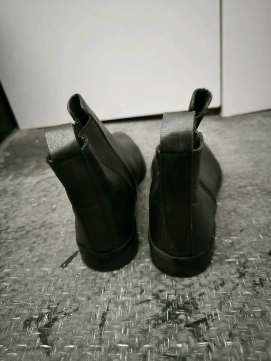Shoes - Image 3
