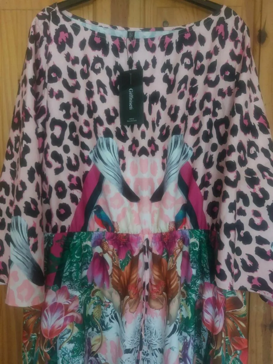 Giffniseti floral maxi dress size 2XL (free post) - Image 2