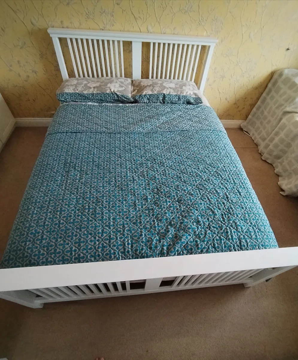 King size bed frame - Image 2