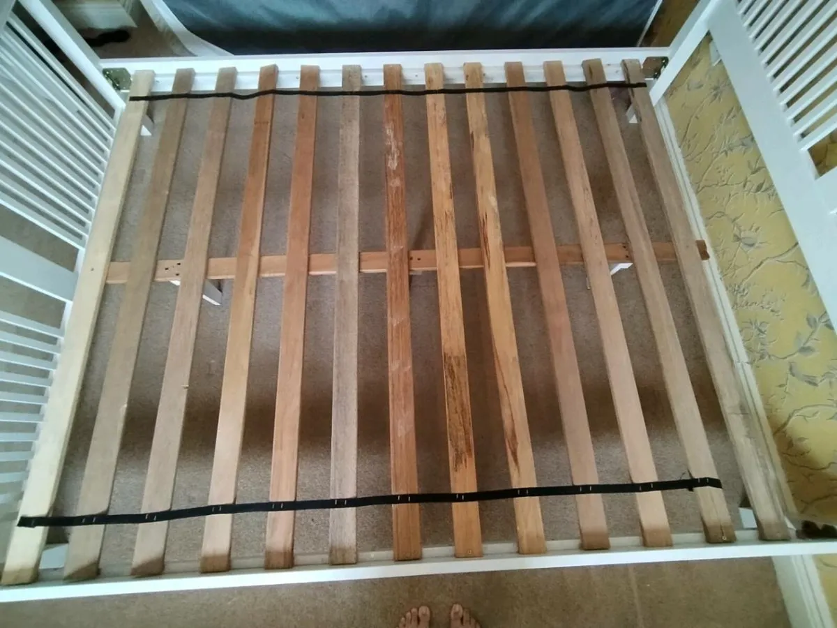 King size bed frame - Image 4