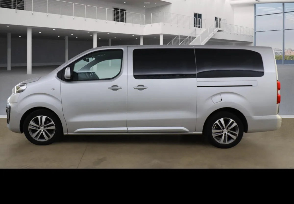 2018 Peugeot Traveller 8 Seater- LWB - Image 3