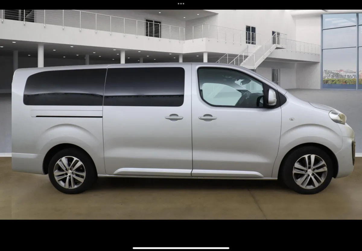 2018 Peugeot Traveller 8 Seater- LWB - Image 4