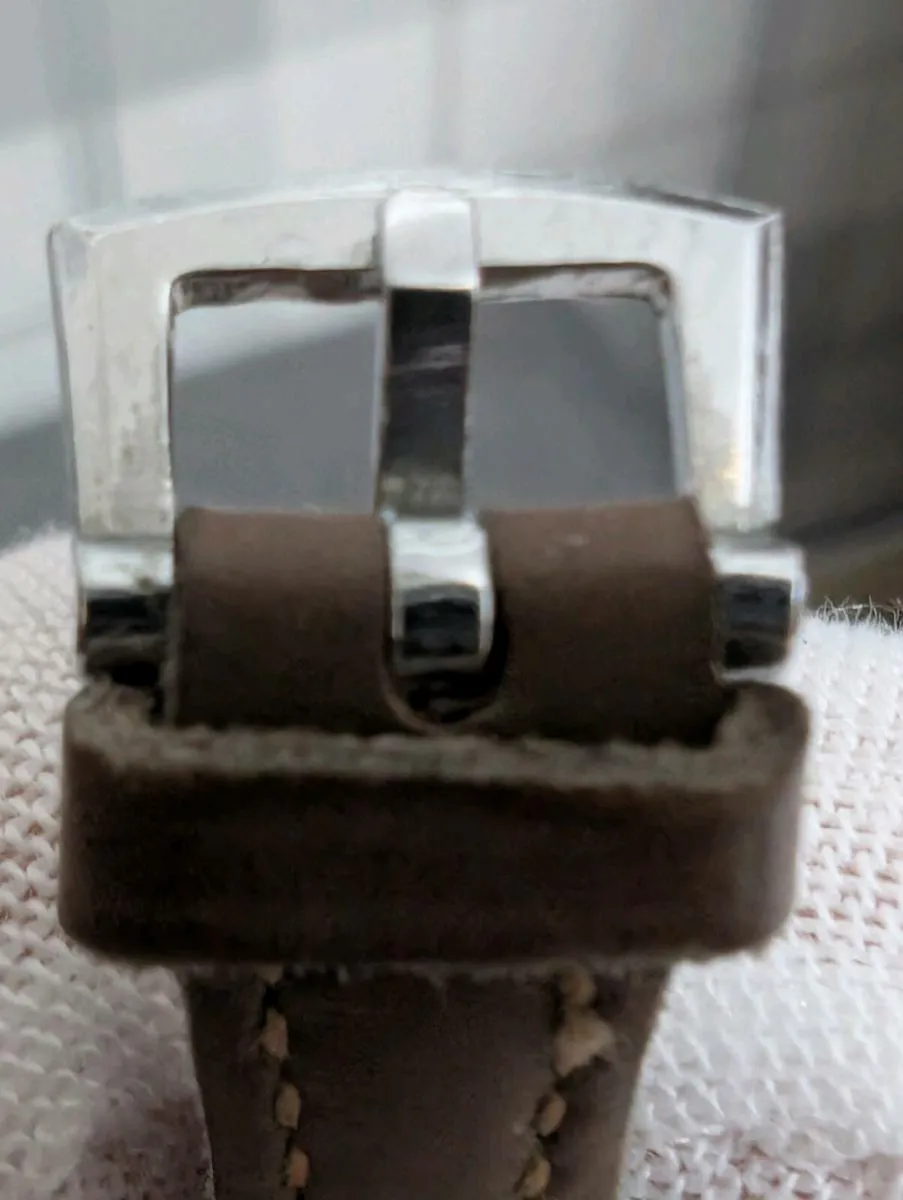 V-rare Vintage Damas SWISS ladies mechanical watch - Image 4