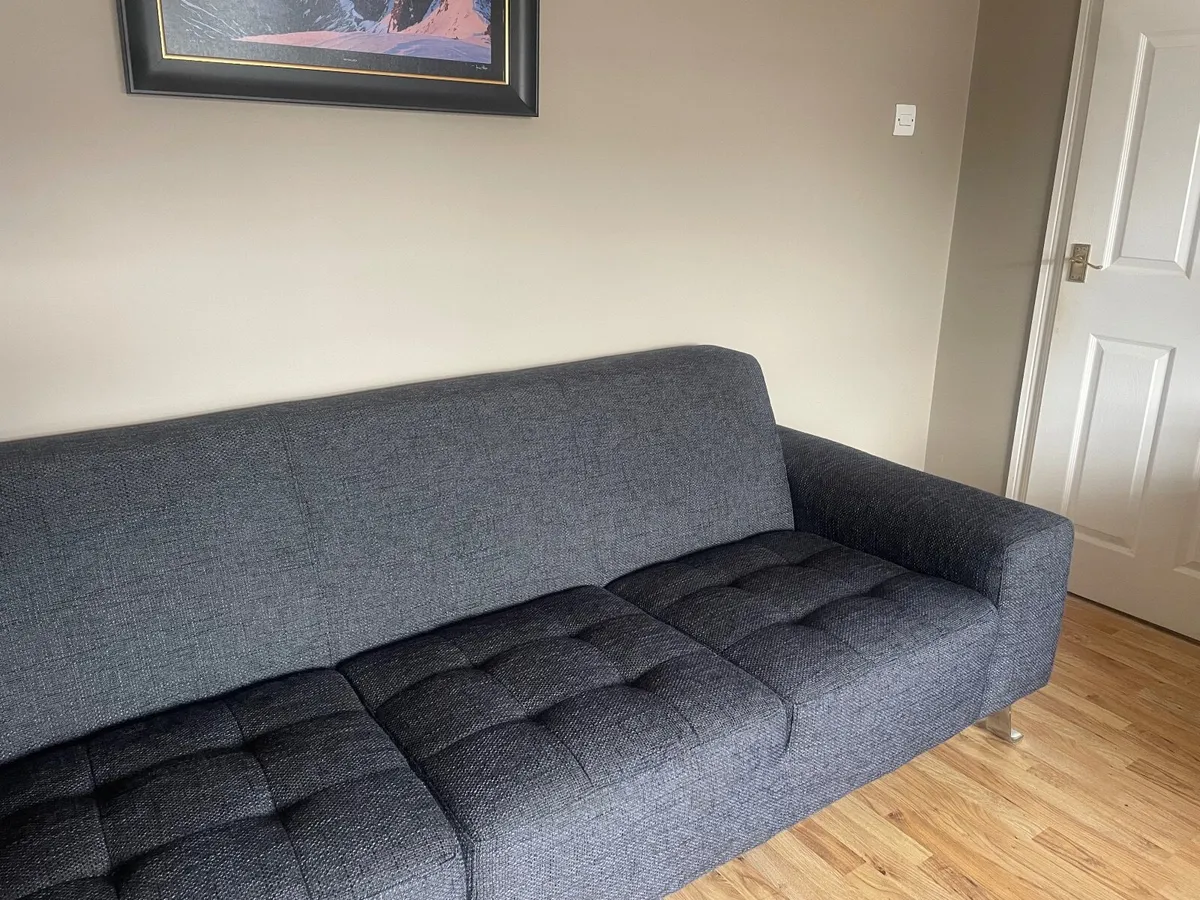 Large Modern 3 Seater Sofa - Image 4
