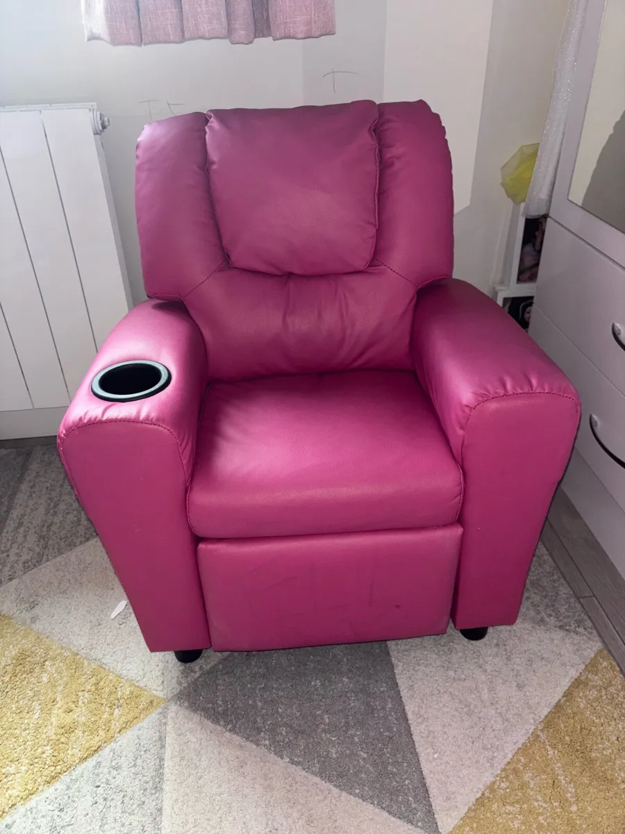 Childs Recliner Chair - Pink - Image 1