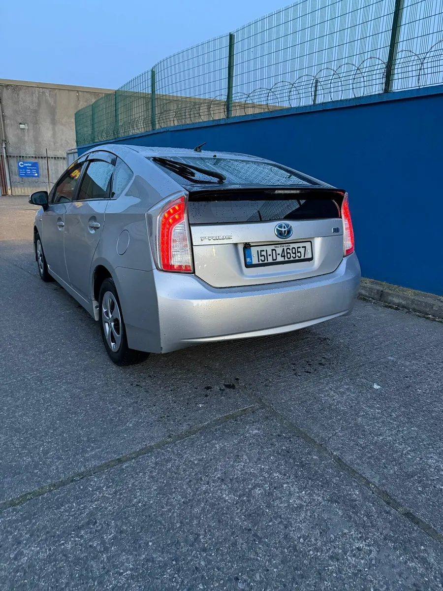 Car - Image 4
