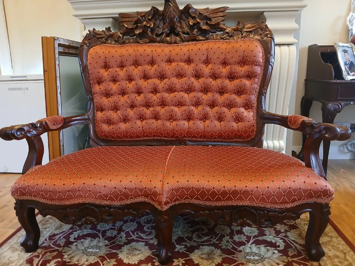 Stunning Victorian Style Settee & Phone Seat - Image 1