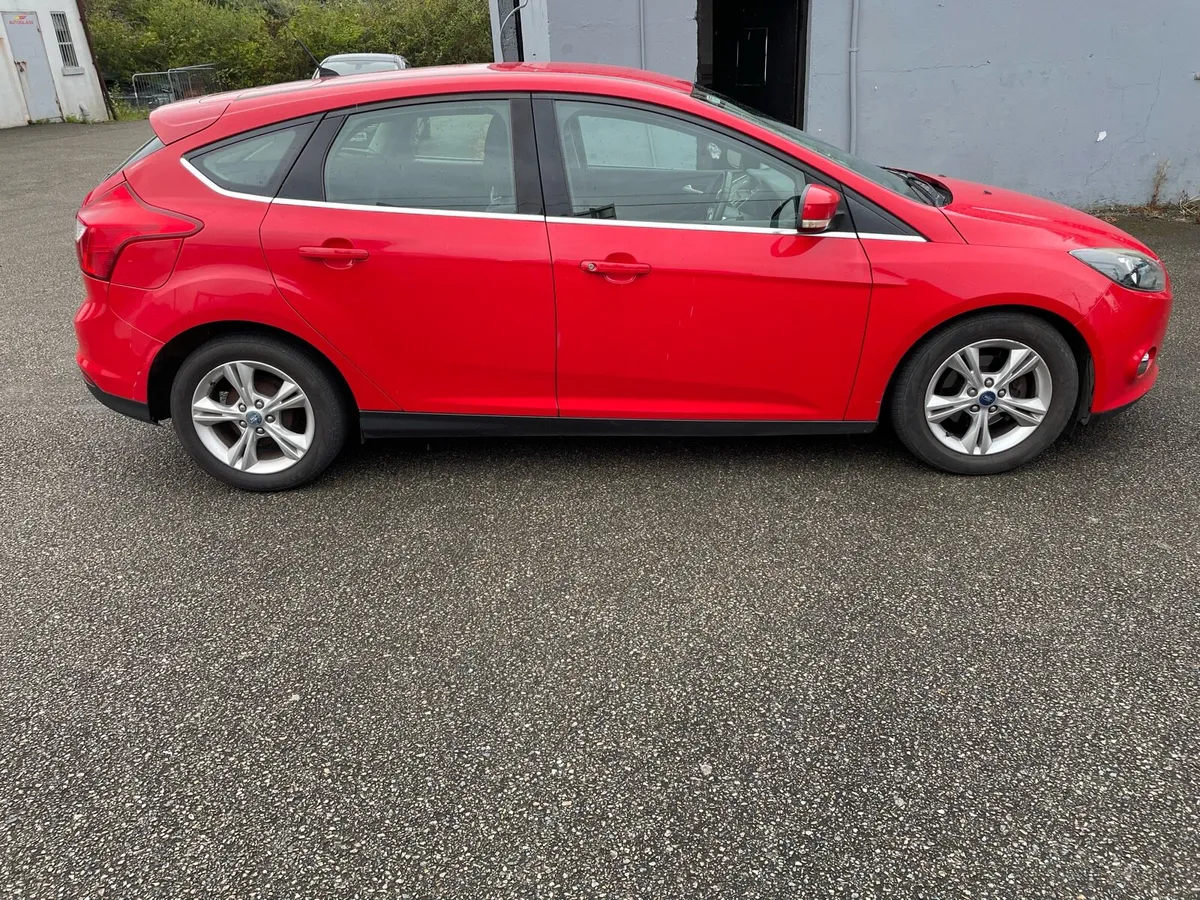 Ford Focus - Image 3