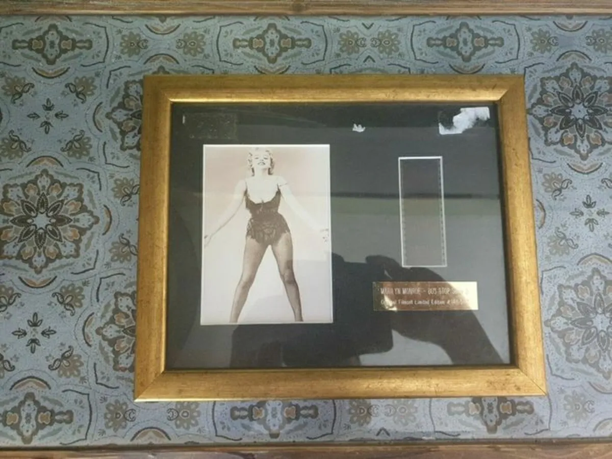 Limited Edition Marilyn Munroe Print with Original - Image 1