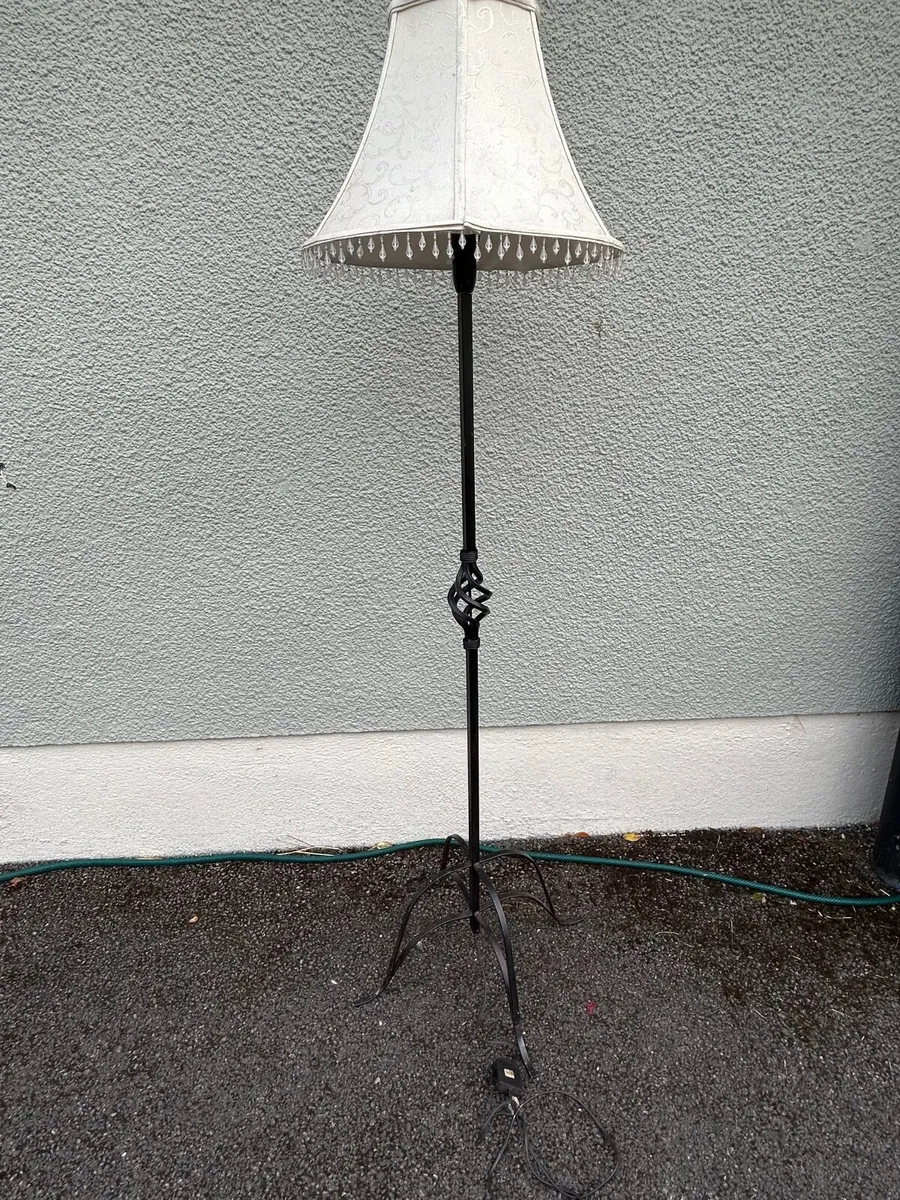 Standing Lamp - Image 1