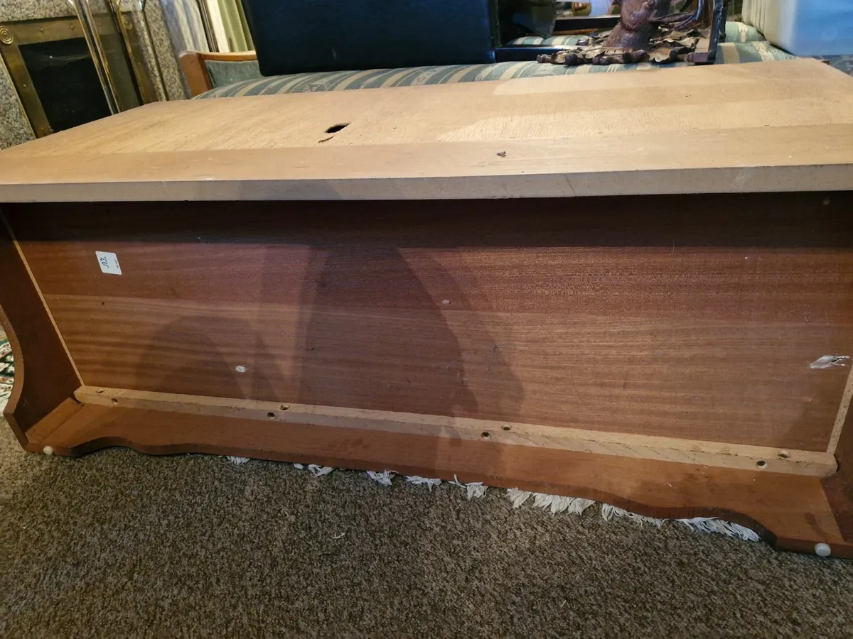 Hallway Storage Unit - Image 4