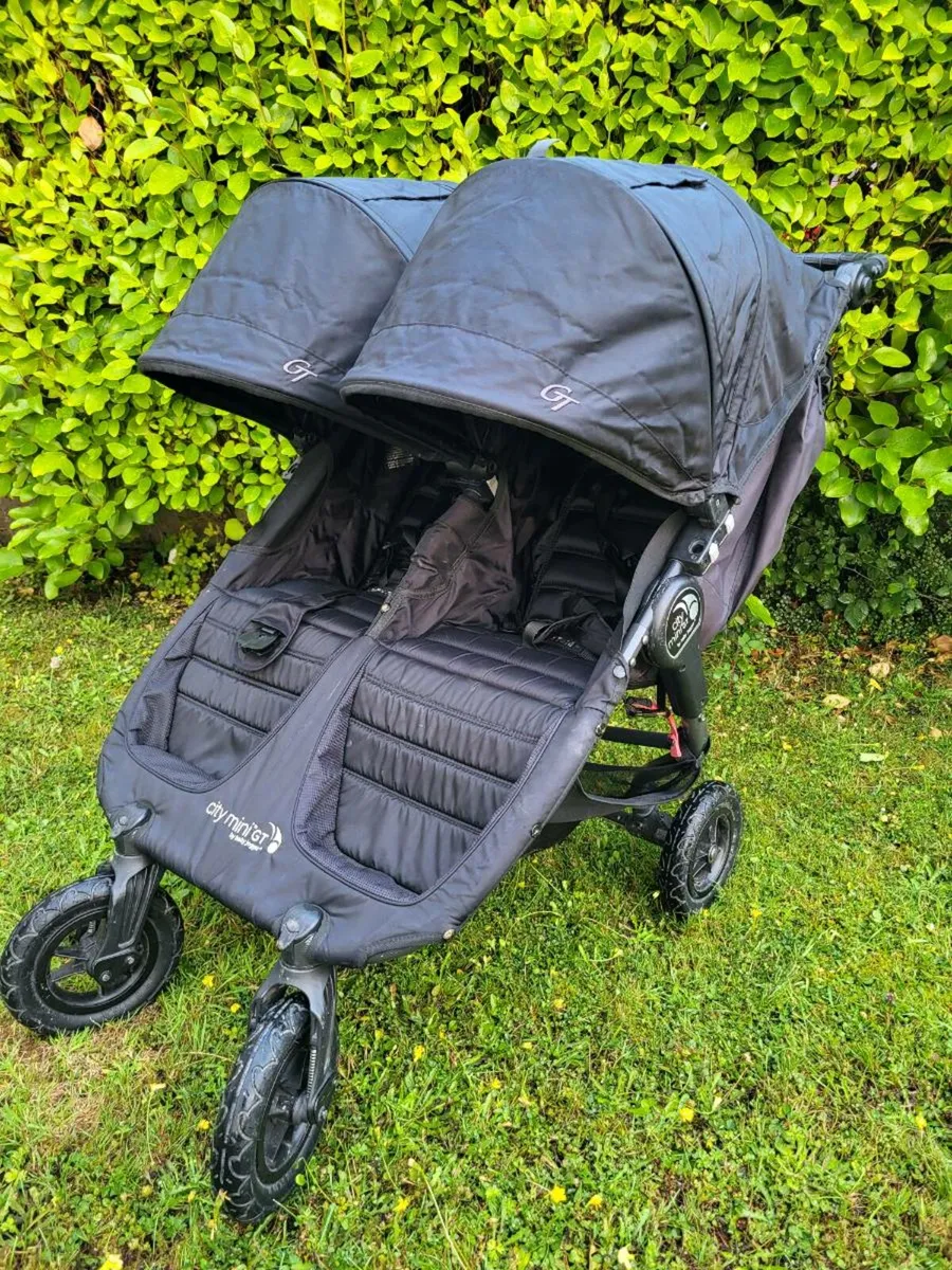 City mini gt double stroller - Image 1