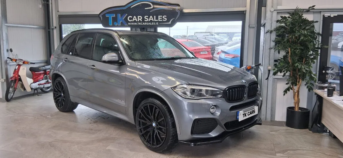 17 BMW X5 X-DRIVE M-SPORT 40 E HYBRID - Image 1
