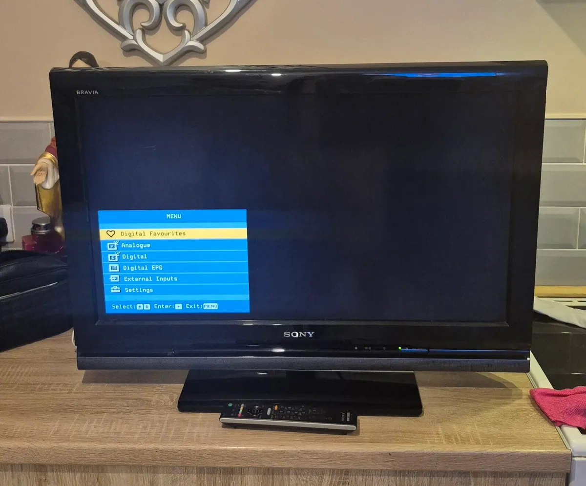 35 INCH SONY BRAVIA  TV HD READY WORKING PERFECT - Image 2