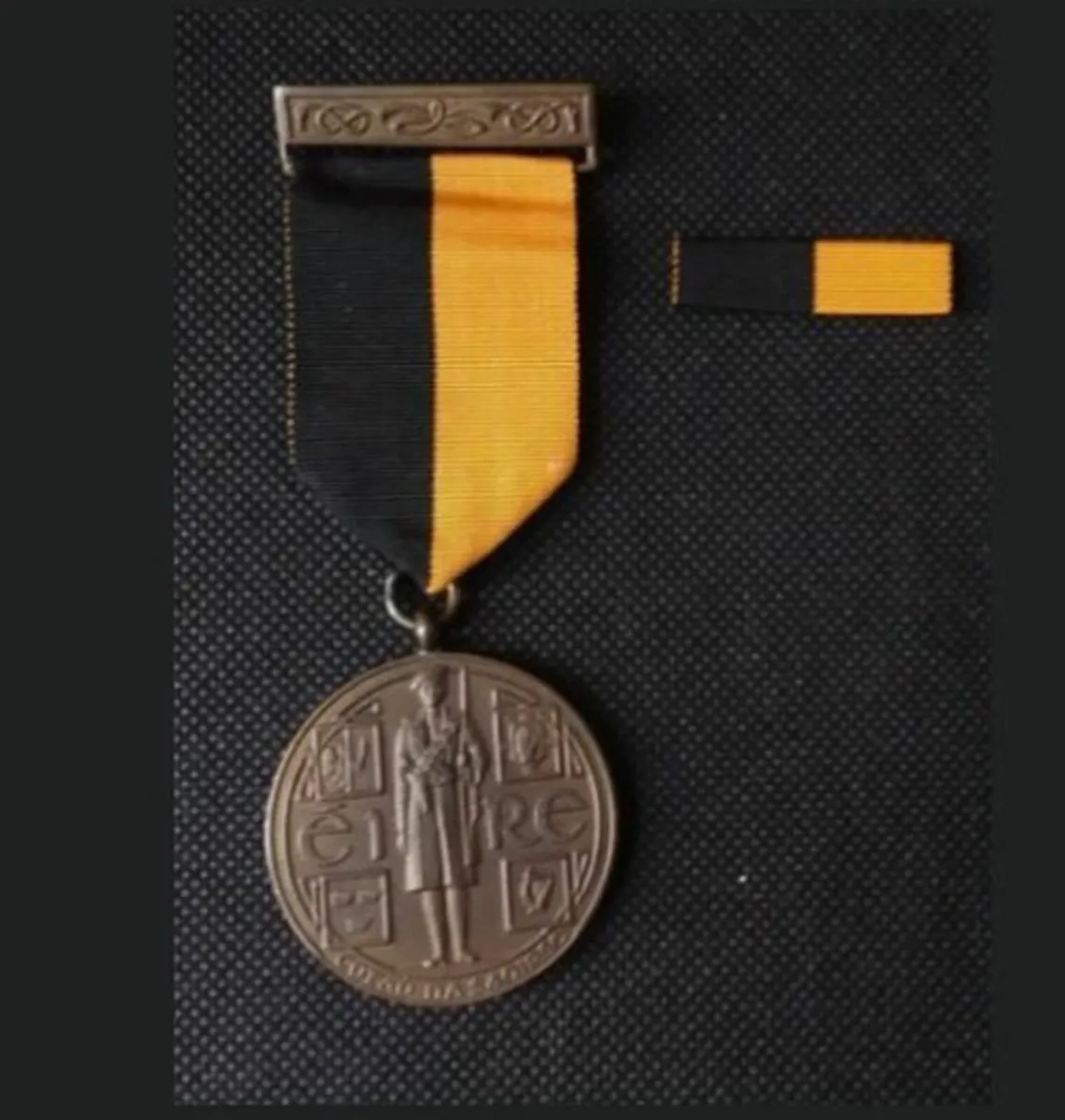 IRA Medal Collection - Image 2