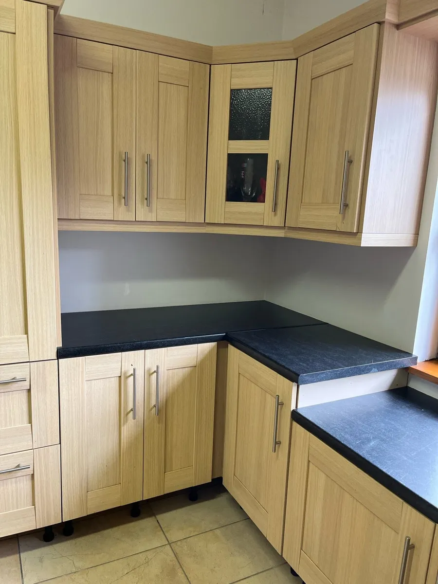 Kitchen units - Image 2
