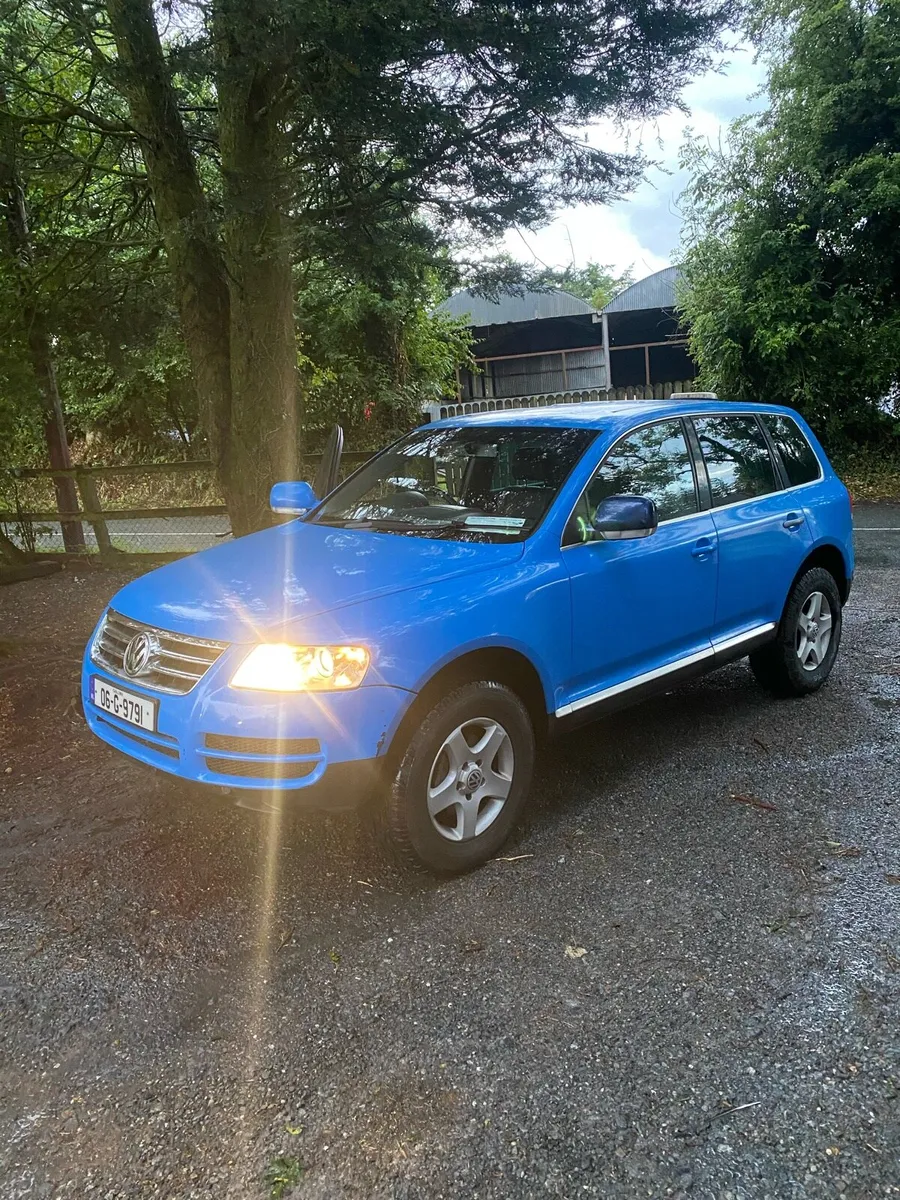 Volkswagen Touareg jeep doe 01/26 - Image 1