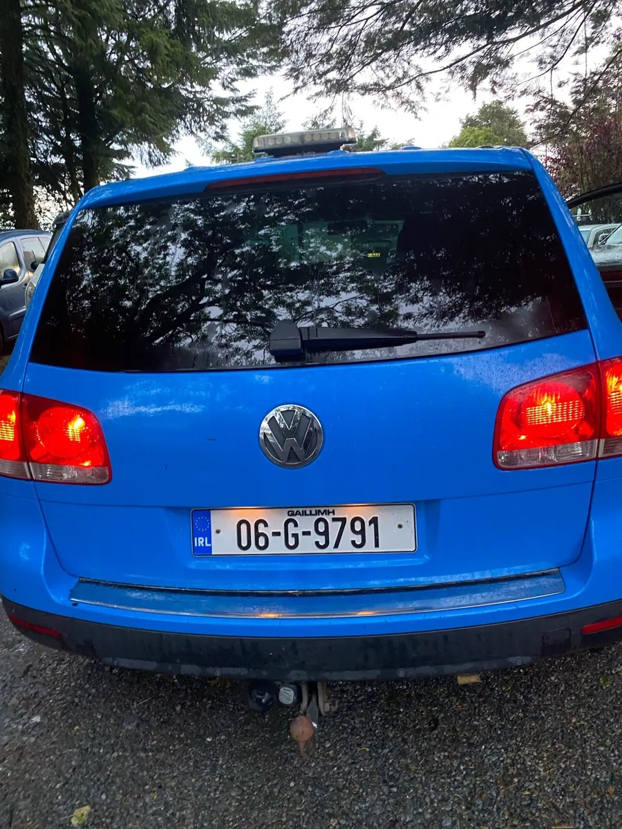 Volkswagen Touareg jeep doe 01/26 - Image 4