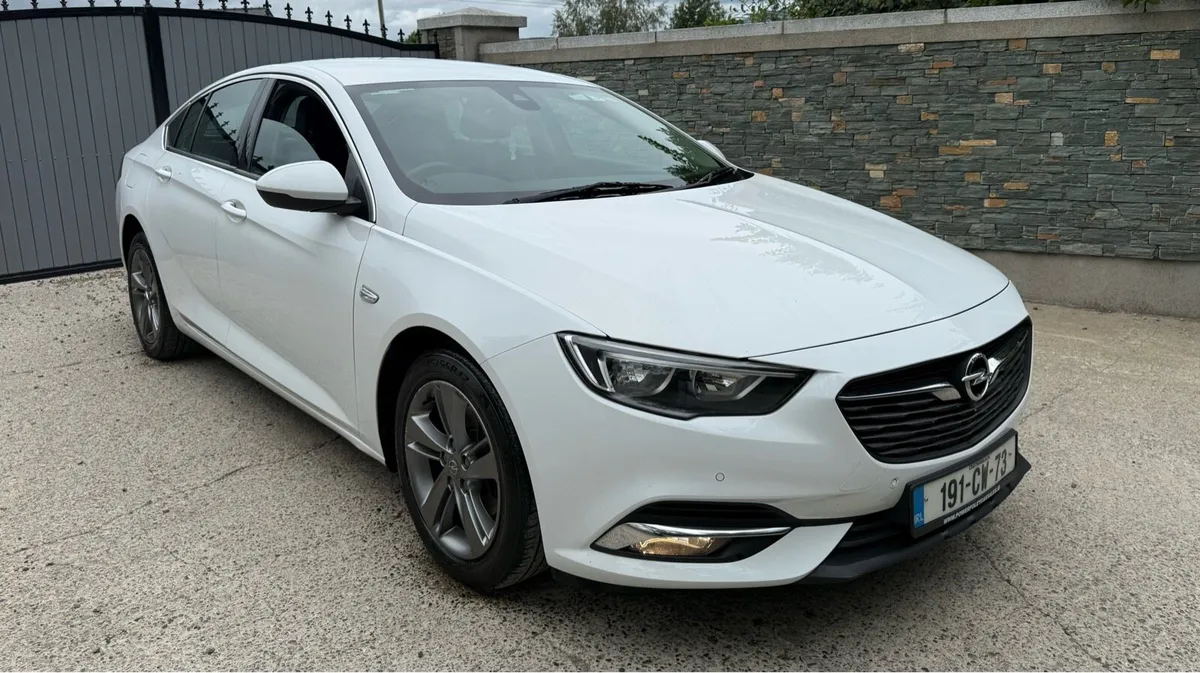 2019 opel insignia diesel Sri nct & tax Low kms - Image 1
