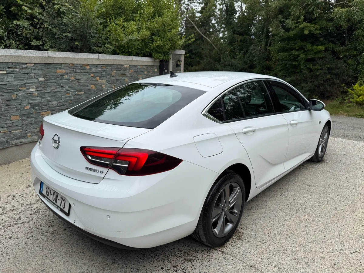 2019 opel insignia diesel Sri nct & tax Low kms - Image 4