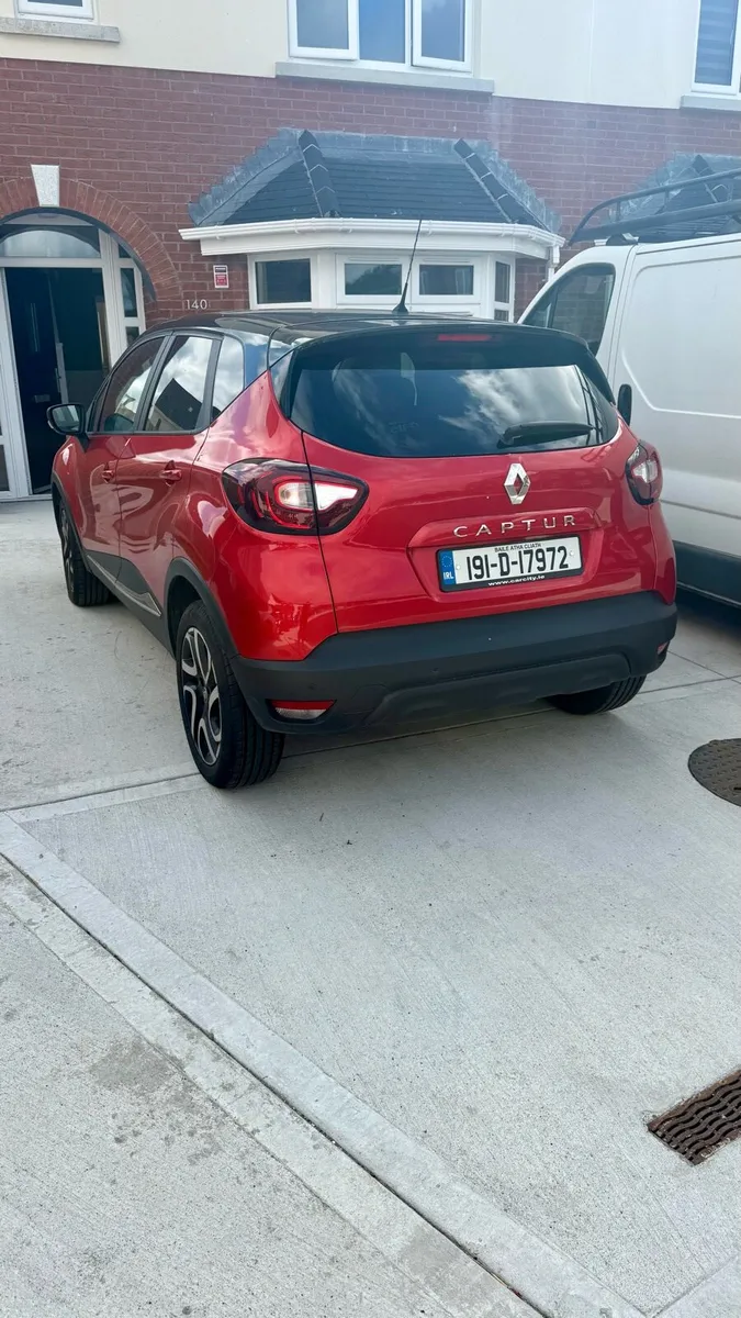 Renault Captur 1.5 Diesel - Image 3
