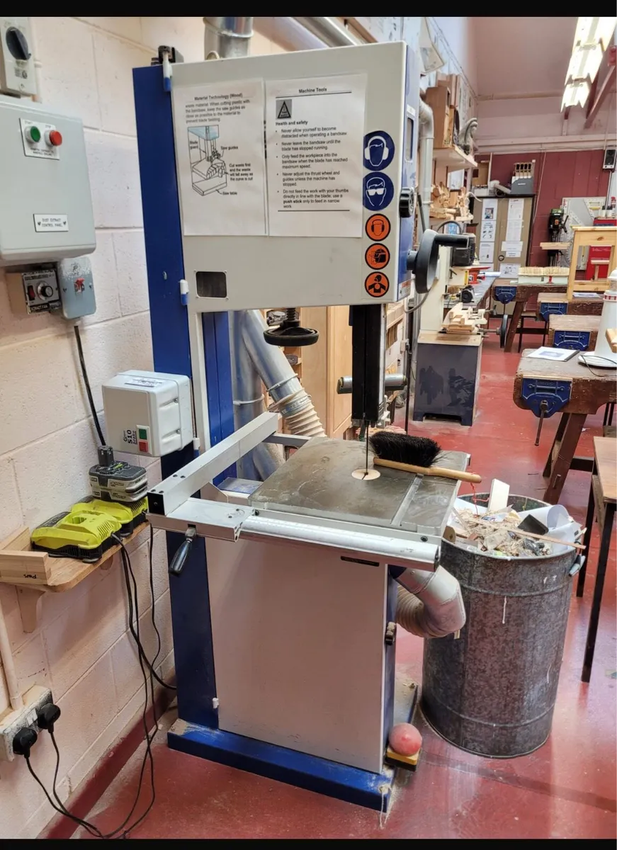 Ex school wood machinery just in - Image 2