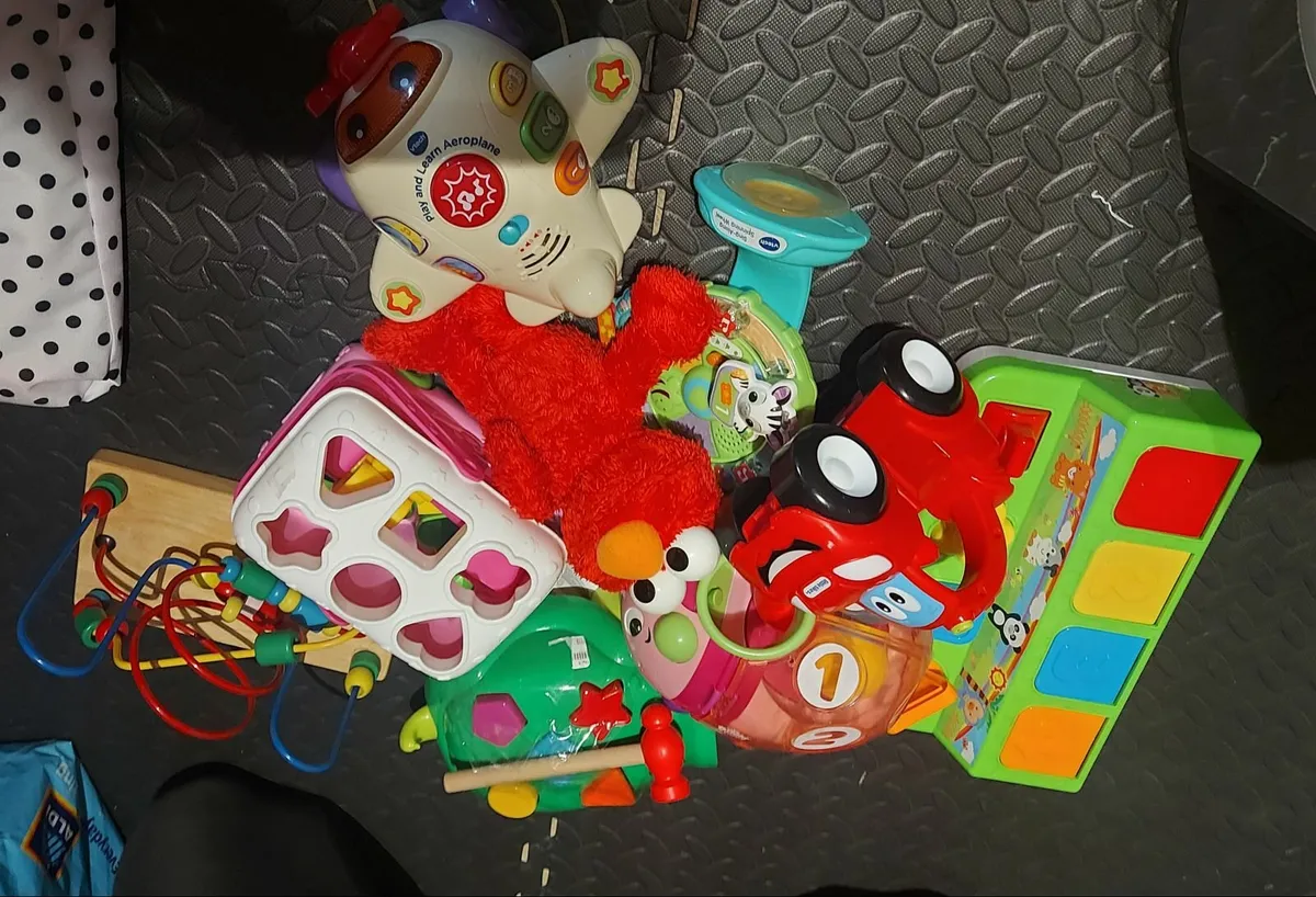 Variety of toys,sensory,arts/crafts,games .Huge bu - Image 1