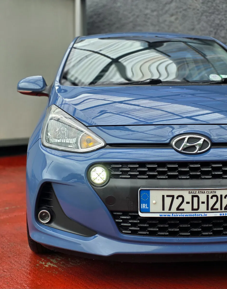 2017 Hyundai i10 1L Deluxe 112Km 1 Owner - Image 3