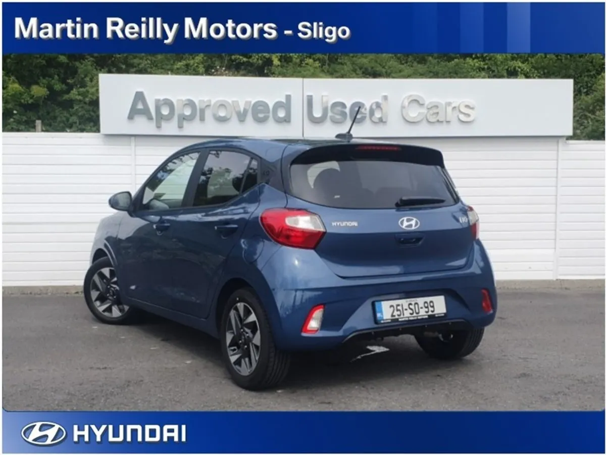 Hyundai i10 Deluxe Plus - Image 3