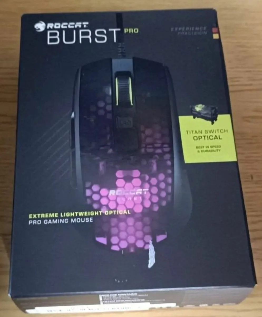 Roccat Burst Pro Extreme Optical Pro Gaming Mouse
