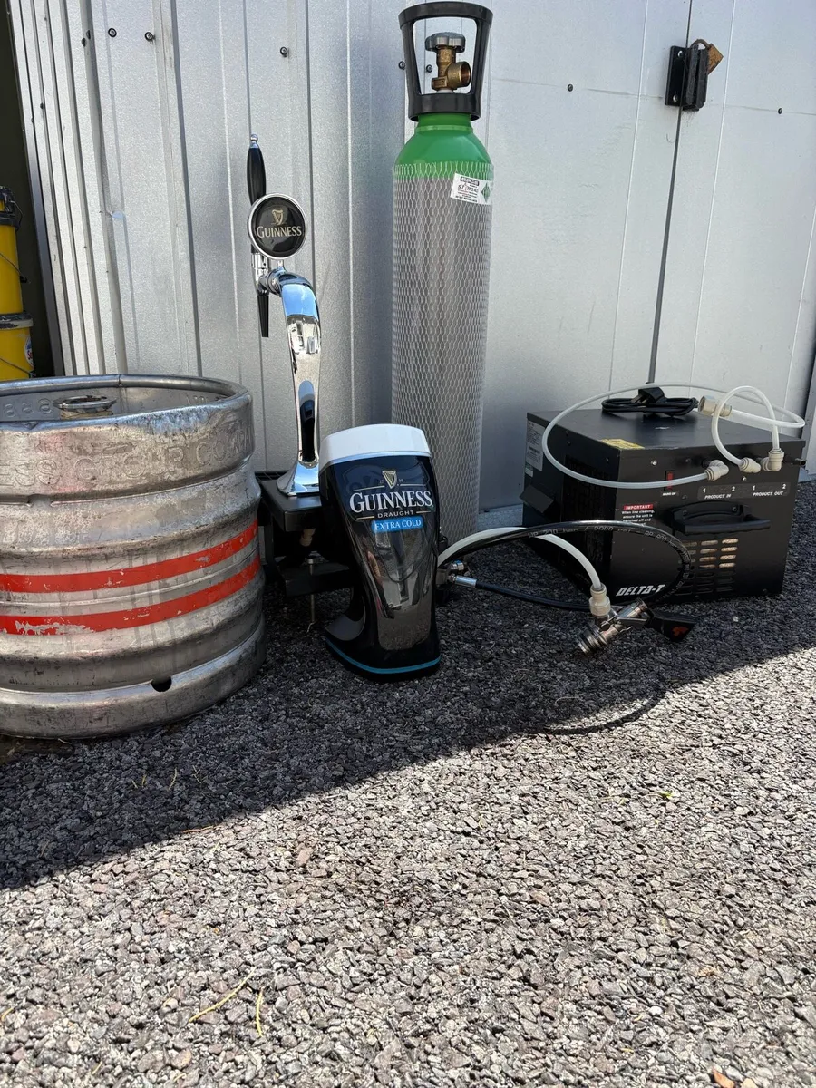 Guinness tap and cooler - Image 1