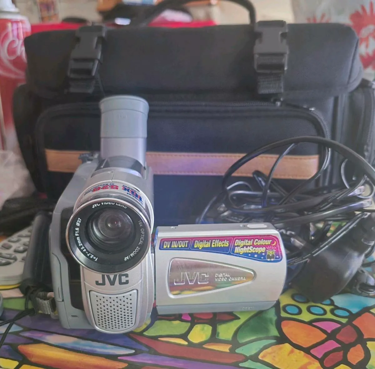 JVCGR-D50EK Digital Camcorder Video Camera All in - Image 2