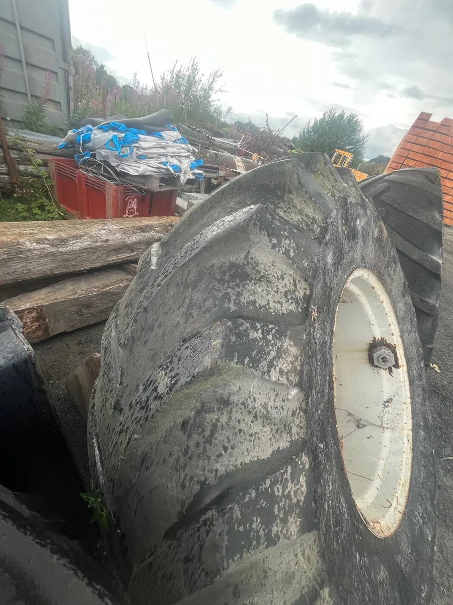 Ford Tyres and rims - Image 3