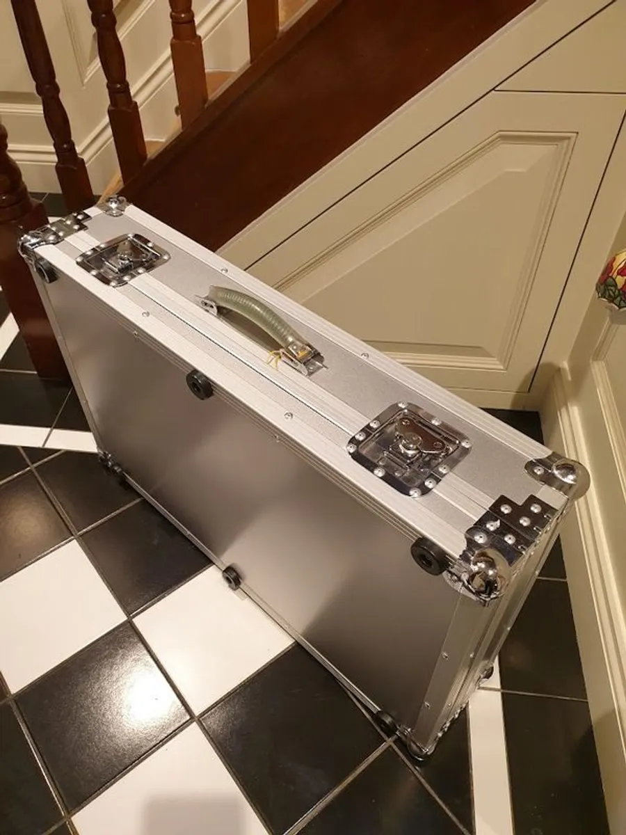 Warwick Rockcase RC-23020-SA Prtofessional Flight Case - Image 2