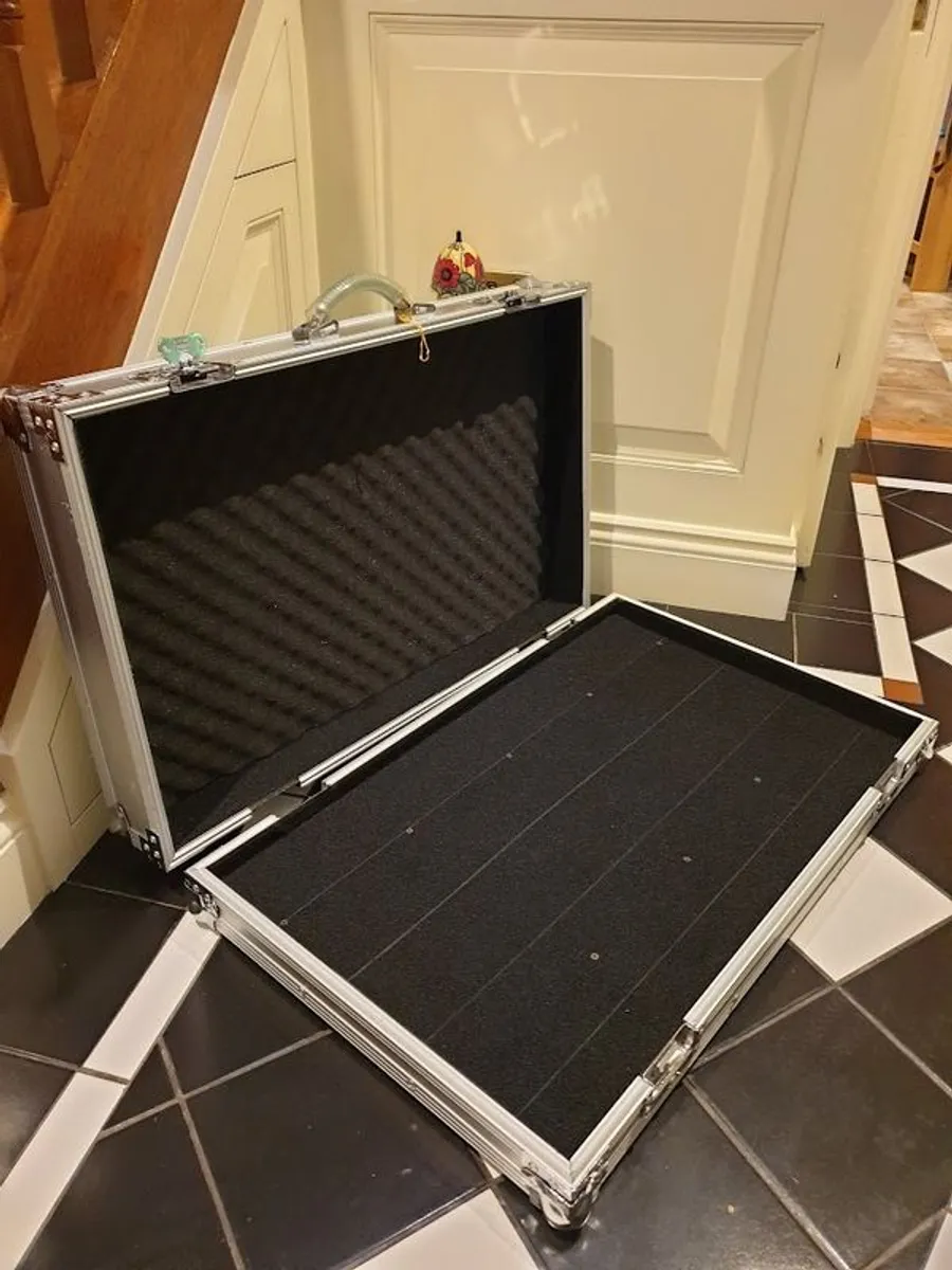 Warwick Rockcase RC-23020-SA Prtofessional Flight Case - Image 3