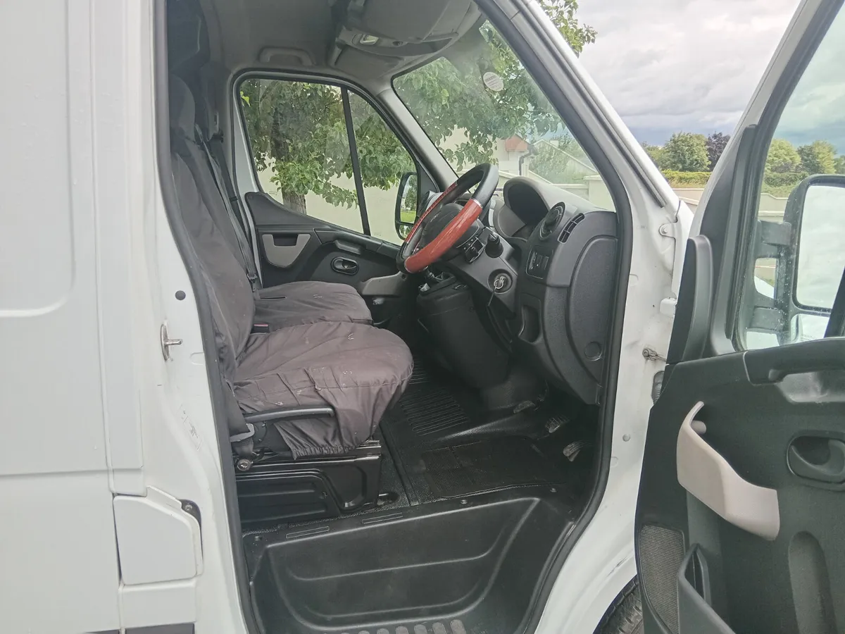 Renault Master 2017 - Image 4