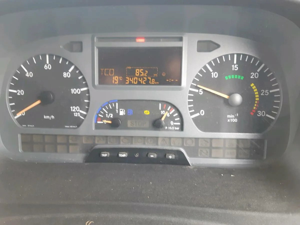 Mercedes Atego 1524 - Image 2