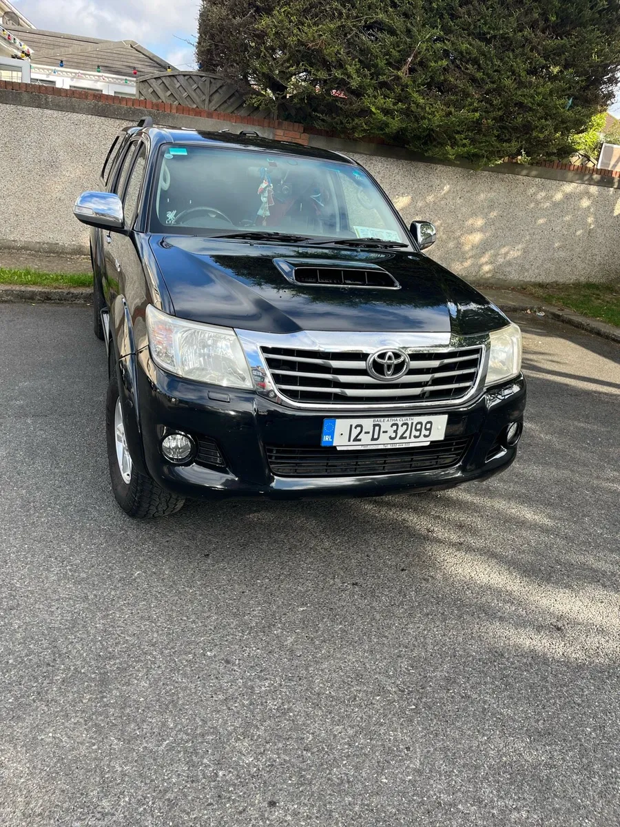 Hilux jeep - Image 1
