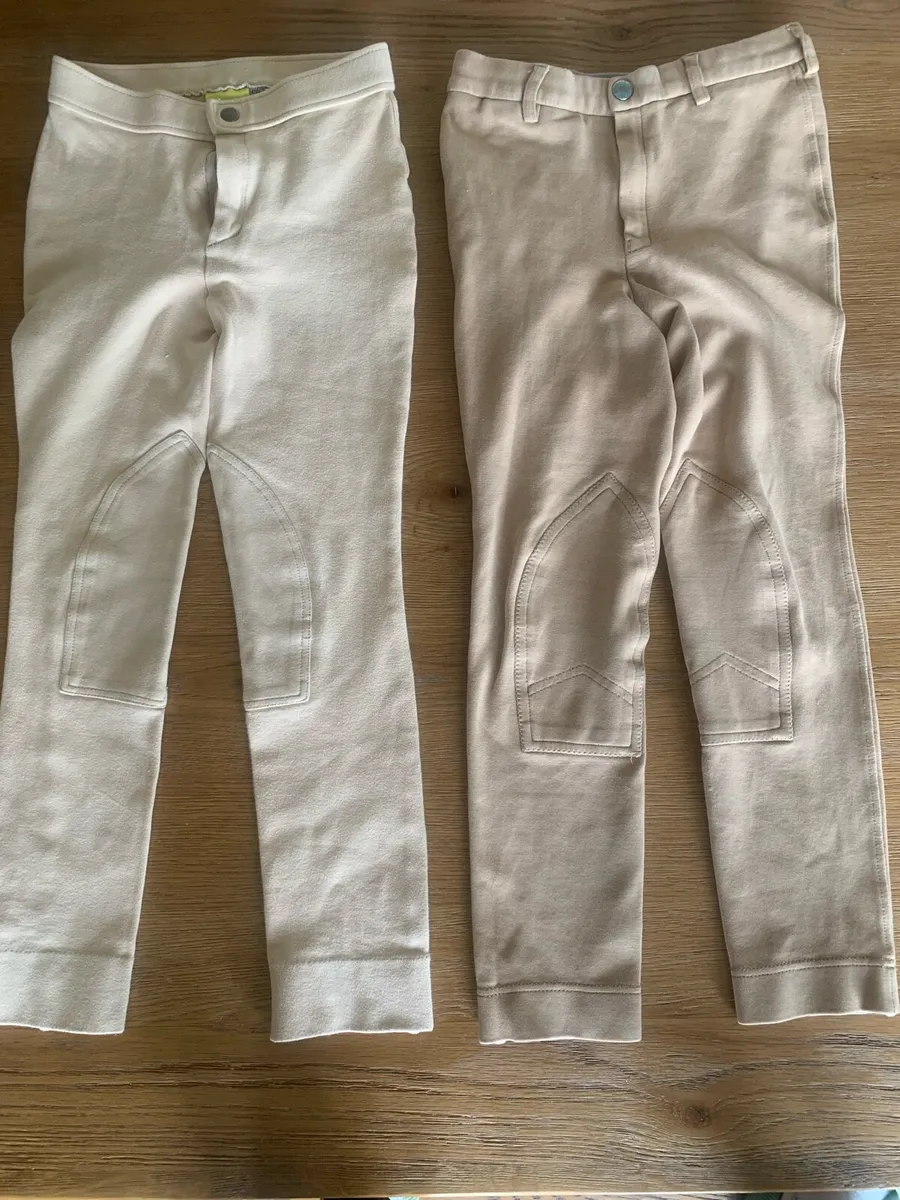 Children's riding jackets and jodhpurs - Image 4