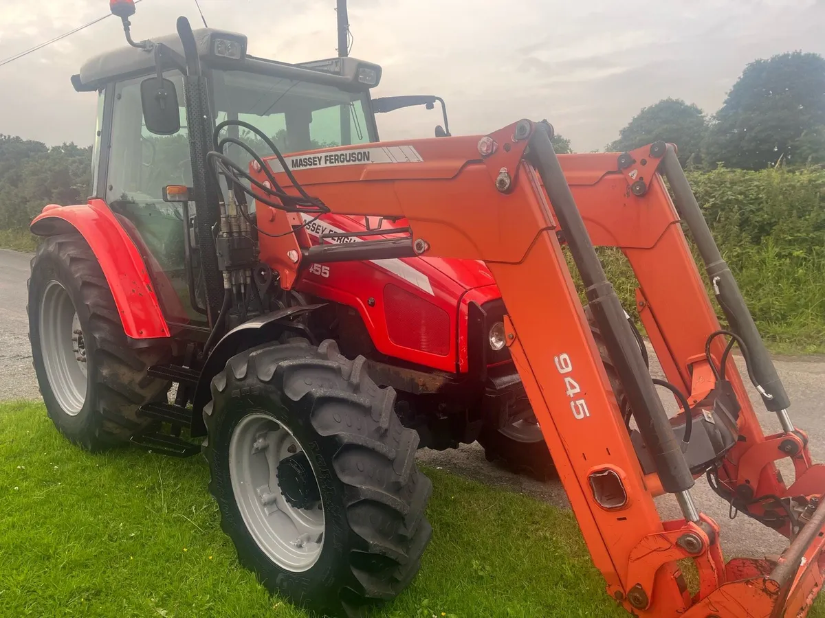Massey Ferguson 5455 - Image 1